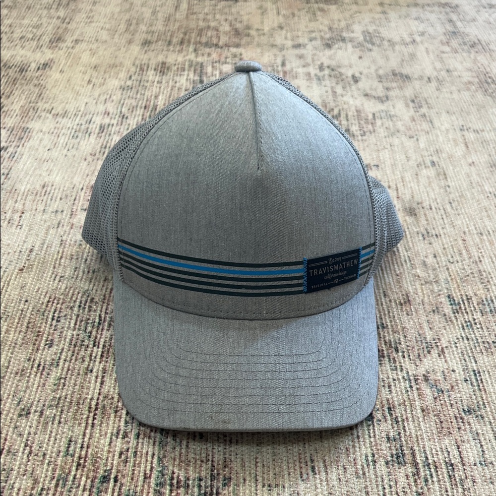 TRAVIS MATHEW | logo mesh snapback
